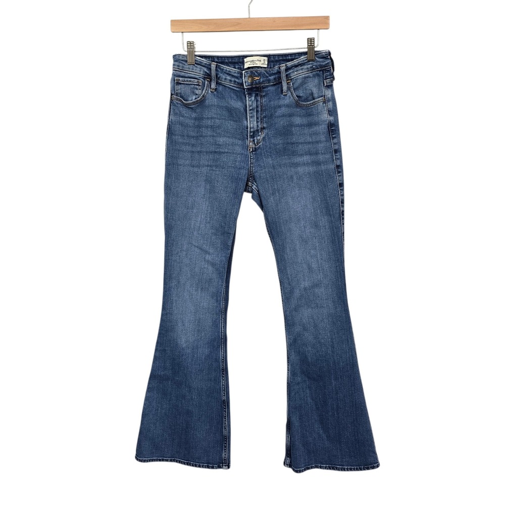 Abercrombie & Fitch The Flare Ultra High Rise Jeans Womens Size 28‎ Medium Wash